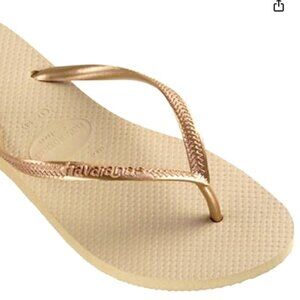 Havaianas Kid's Slim Flip Flop Sandal, Sand Grey/Light Golden, 13/1 M US